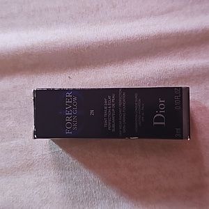 Dior Forever Skin Glow Foundation